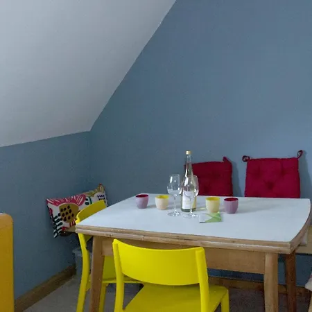 Apartment Kunterbunt - Sehr Zentral, Neu Renoviert, 2sz *